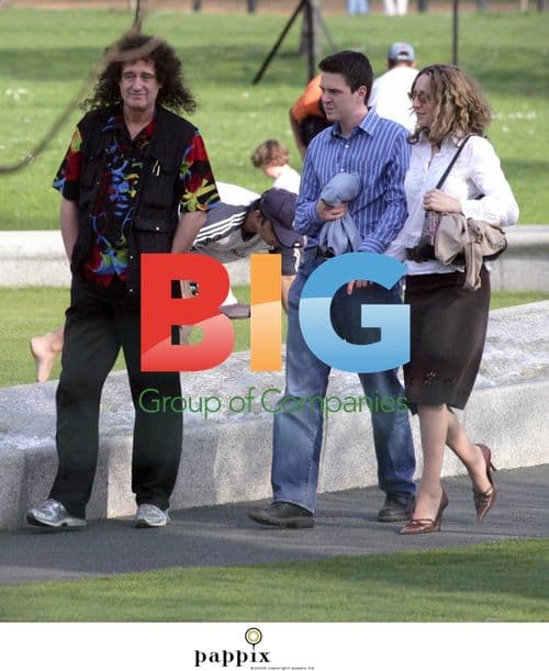 Brian May Visits Princess Diana Memorial Fountain