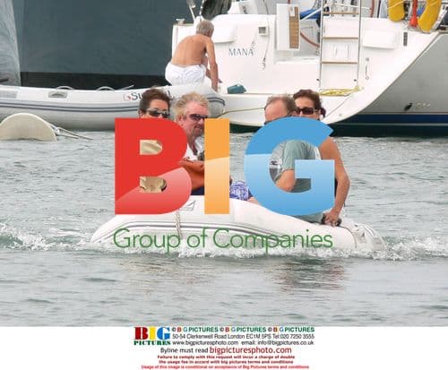 Noel Edmunds Vacations in Caribbean with Girlfriend