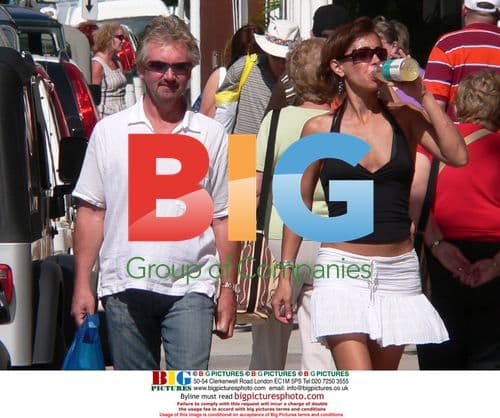 Noel Edmunds Seen Holidaying with Girlfriend in Caribbean