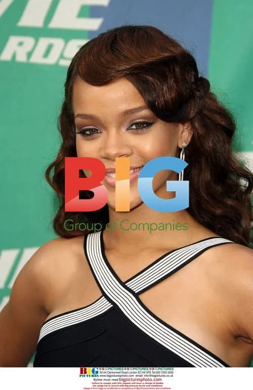 Rihanna at 2006 MTV Movie Awards