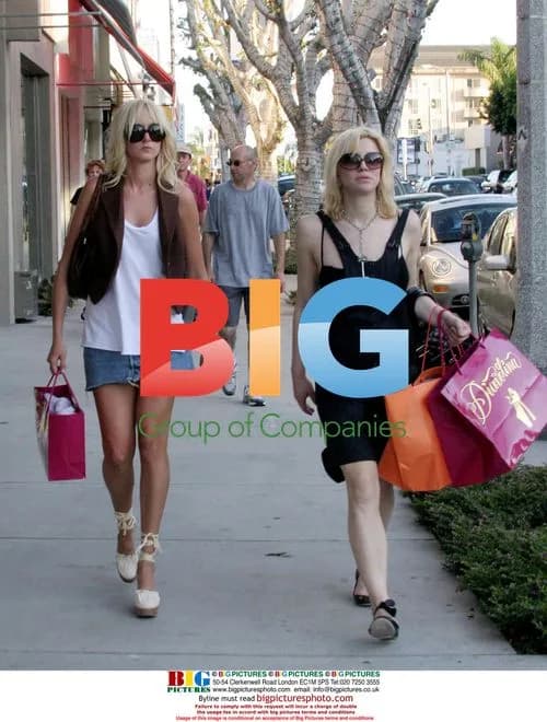 Courtney Love and Kimberly Stewart Shopping