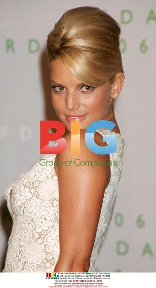 Jessica Simpson at 2006 CFDA Fashion Awards