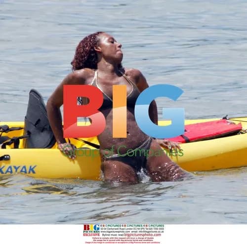 Melanie Brown Celebrates 31st Birthday on Beach
