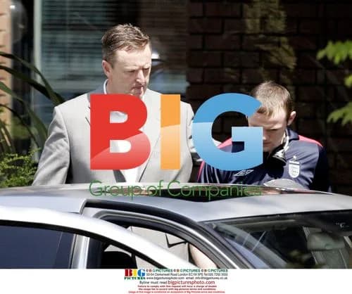 Wayne Rooney Leaves Medical Exam