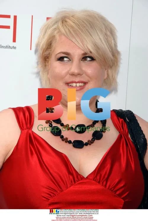 Katie Lucas Arrives for AFI Connery Tribute