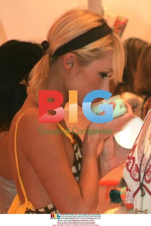 Paris Hilton and Kim Kardashian Shopping
