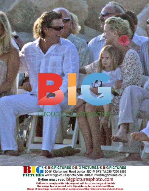 Kate Hudson and family attend Oliver Hudson's beach wedding in Cabo