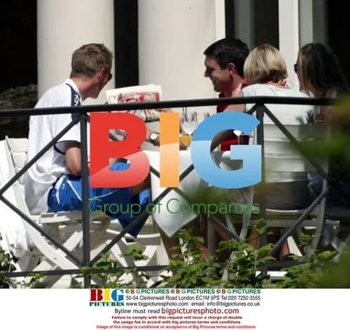 Peter Crouch relaxing in Baden-Baden
