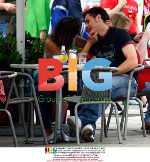 Iker Casillas and Eva Gonzalez in Dortmund