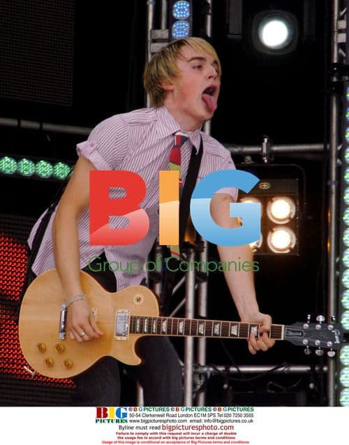 Tom Fletcher of McFLY at T4 on the Beach