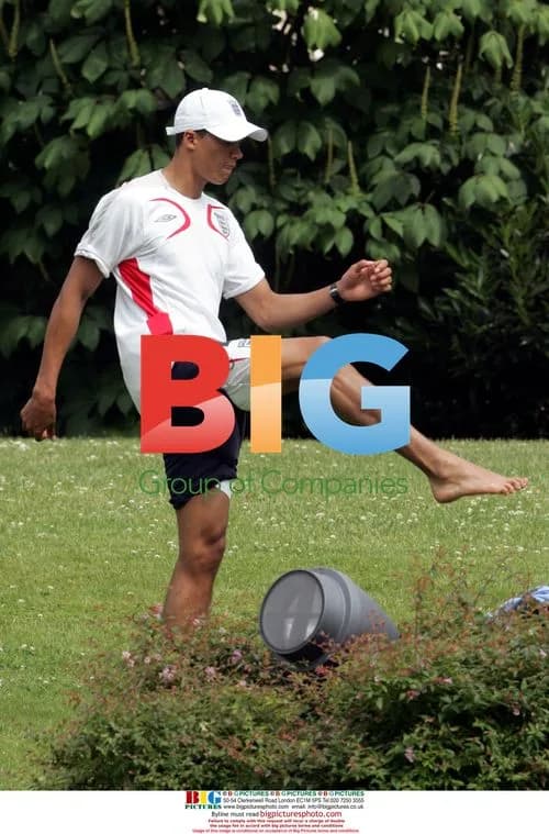 Footballer Jermaine Jenas relaxes in Baden Baden