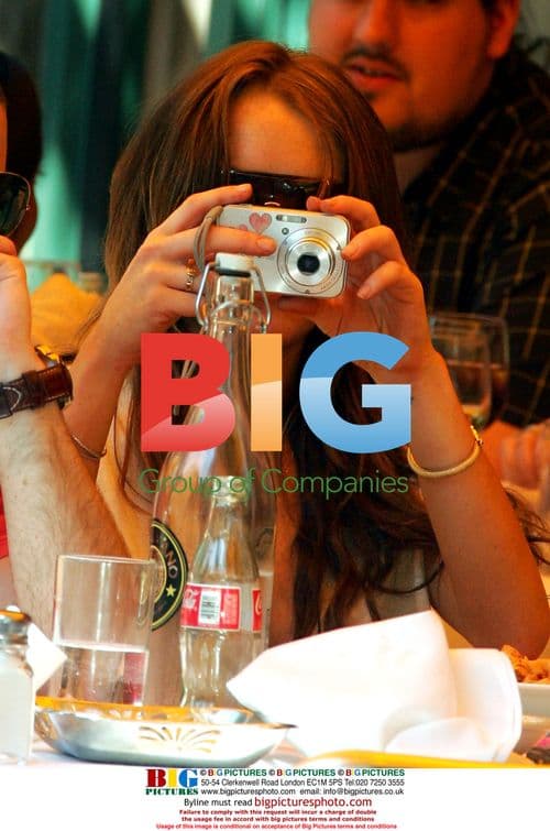 Lindsay Lohan Lunch in NYC