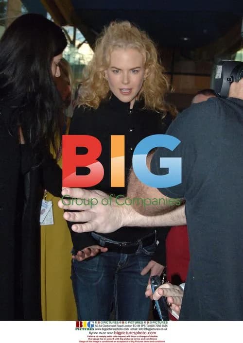 Nicole Kidman Visits Sydney Children's Hospital
