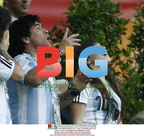 Maradona celebrates with fans as Argentina win