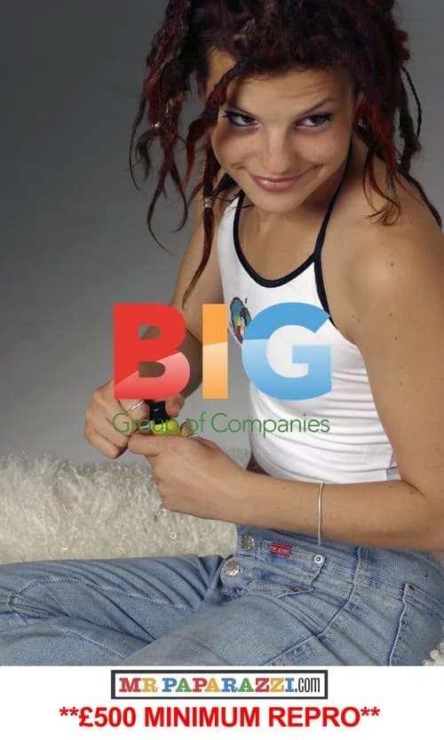 BB7 Pete Bennett's ex Gil Choen in studio photoshoot