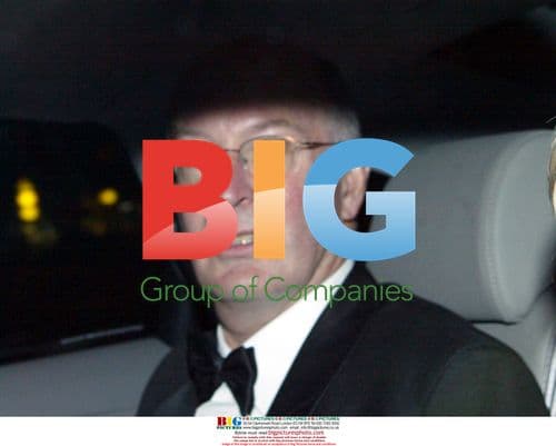 Keith Urban's father leaves wedding