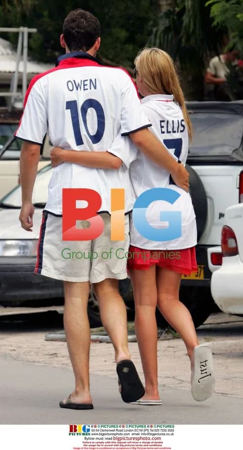 Tamzin Outhwaite and Tom Ellis on Holiday