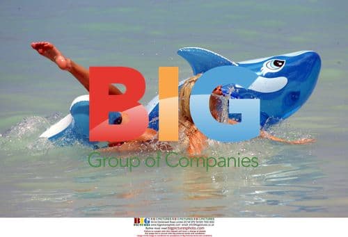 Emma B and Bryan Harvey enjoy Caribbean holiday