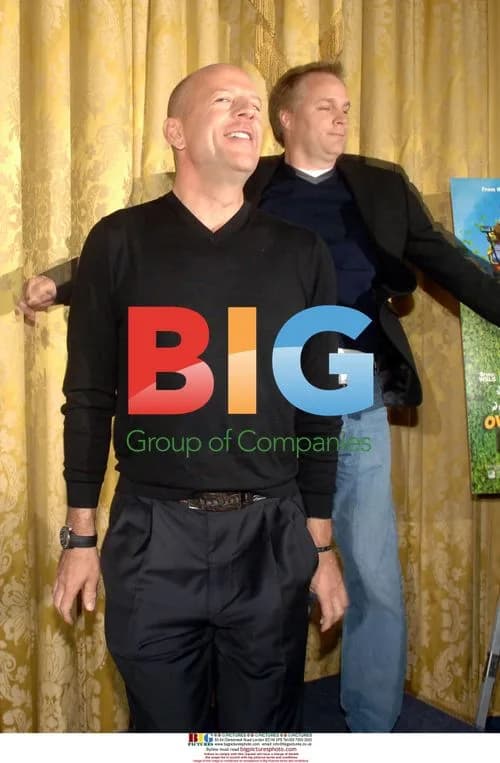 Bruce Willis and Karey Kirkpatrick at Over the Hedge press conference