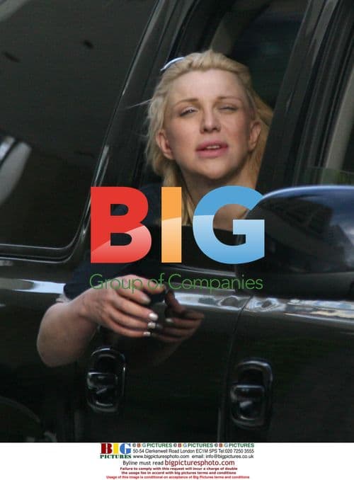 Courtney Love Dazed at LAX