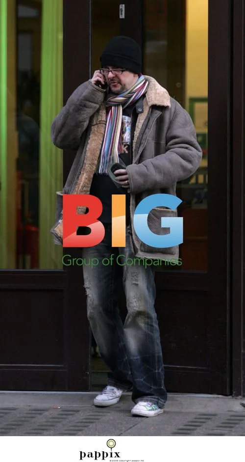 Joe Pasquale strolls in London