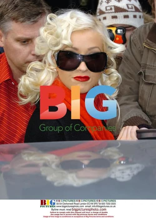 Christina Aguilera leaves hotel for photoshoot