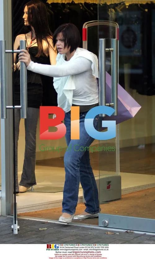 Jade Goody Buys Nomad Boots
