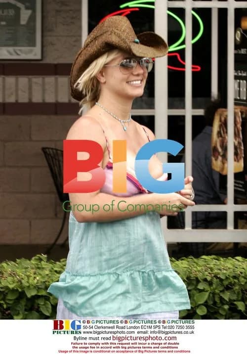 Britney Spears on Vacation in Maui