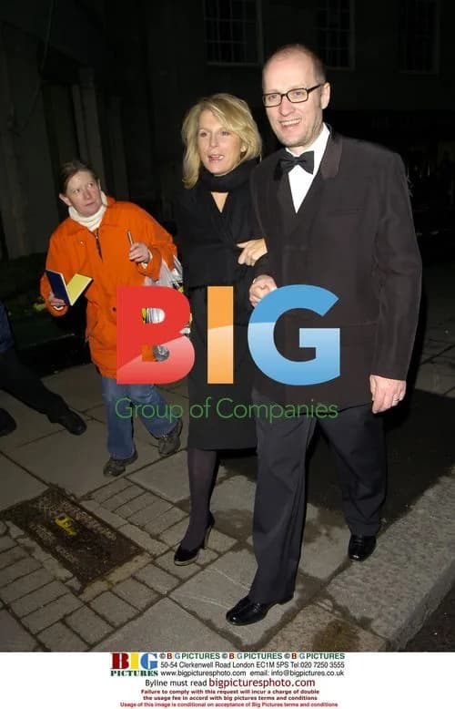 Jennifer Saunders and Ade Edmondson avoid fan