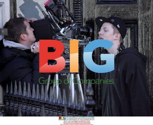 Jodie Marsh and Mike Skinner Filming Music Video