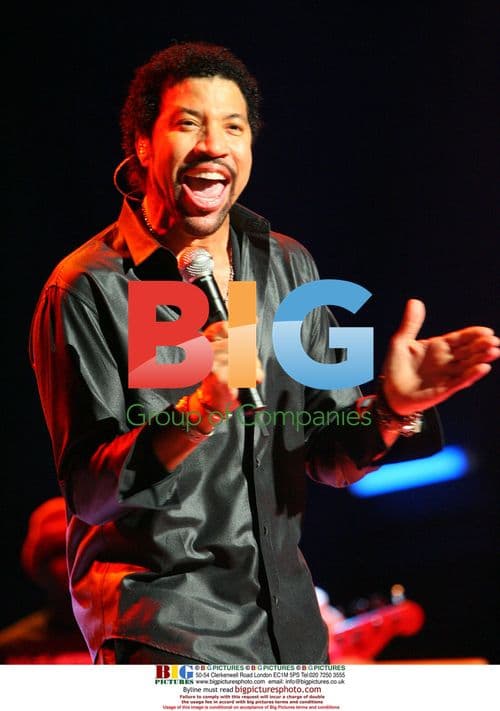 Lionel Richie Performs at Malaysian Grand Prix Gala