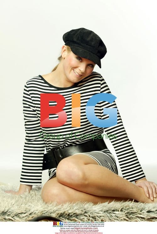 Daisy Wright in 60s-style photoshoot