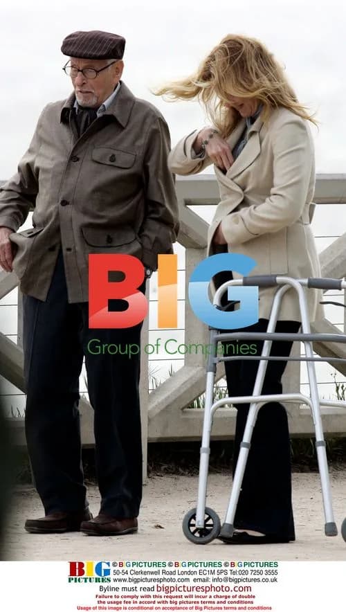Kate Winslet and Eli Wallach film 'Holiday' in Santa Monica