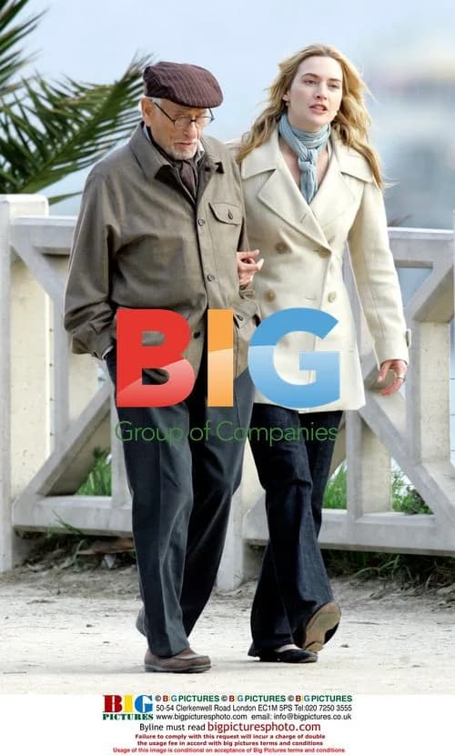 Kate Winslet and Eli Wallach filming "Holiday"