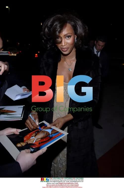 Naomi Campbell at German Perfume Awards 2006