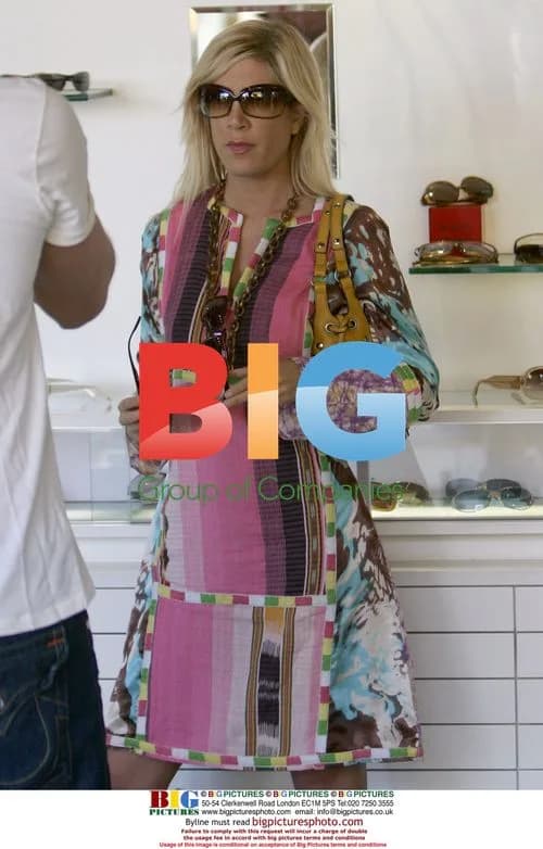 Tori Spelling and Dean McDermott Shopping in Beverly Hills
