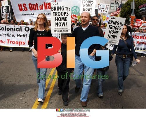 Paul Haggis Joins Anti-War Protest