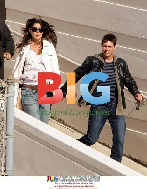 Tom Cruise and Katie Holmes at daughter's basketball game