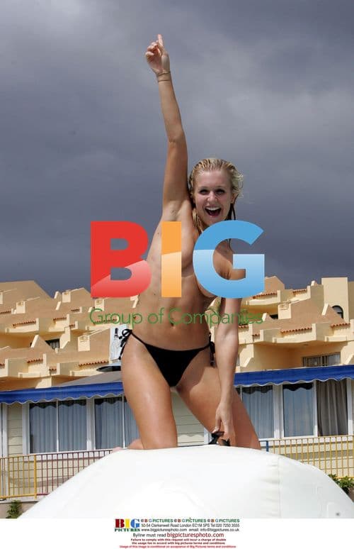 Models have fun at Skypark in Tenerife