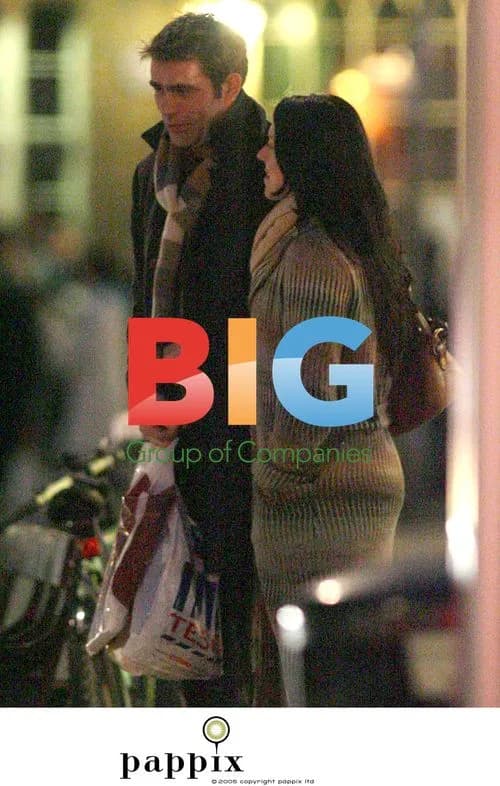 Mel C and boyfriend Thomas Starr stroll in London