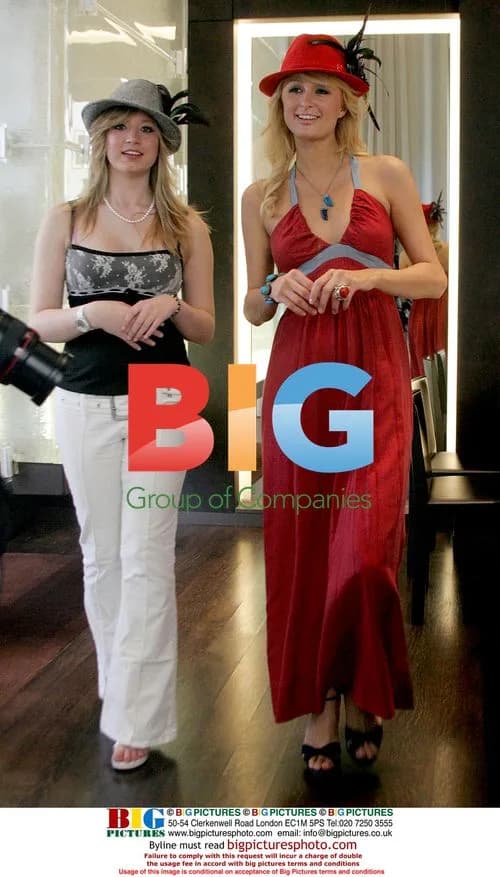 Paris Hilton films 'The Simple Life' in Beverly Hills