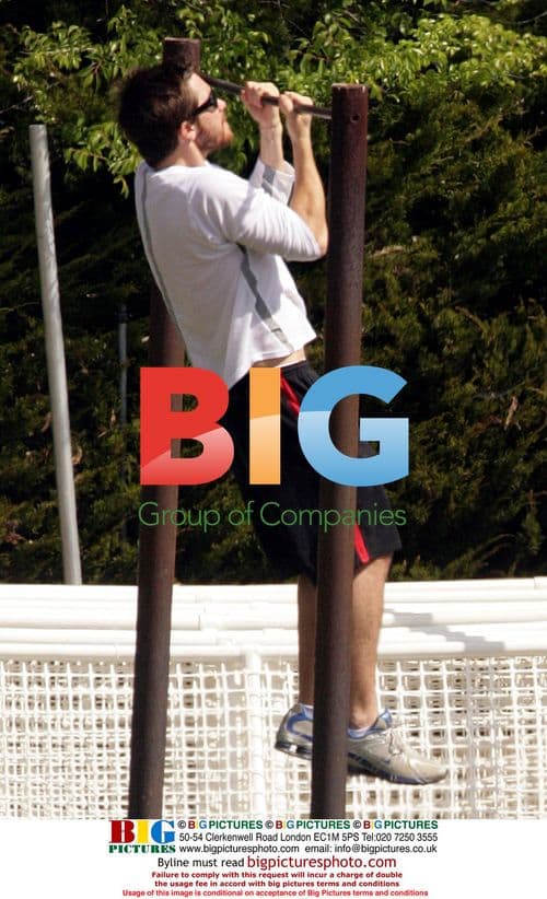 Jake Gyllenhaal Workout with Co-Star