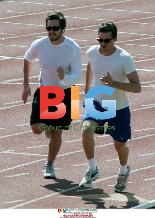 Jake Gyllenhaal and Austin Nichols workout