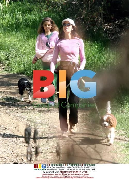 Teri Hatcher and Daughter Emerson on Hike