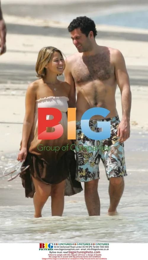 Singer Rachel Stevens relaxes in Barbados