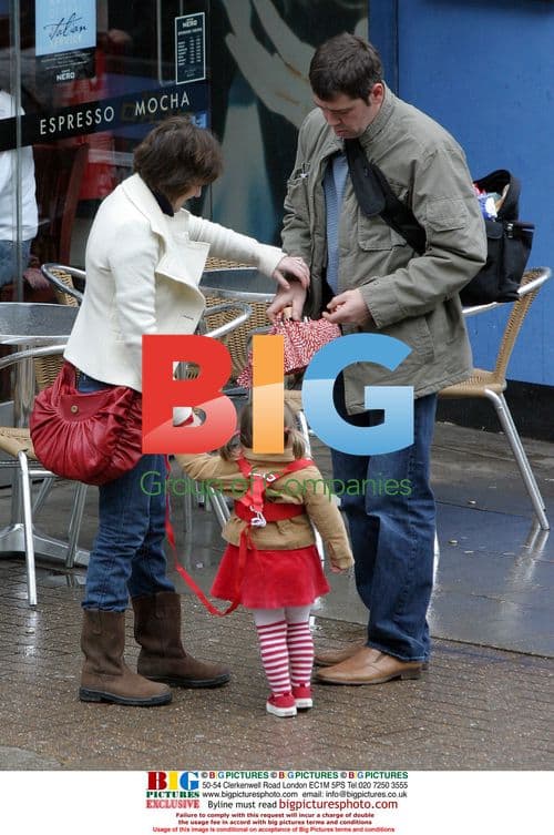 EastEnders' Kasey Ainsworth out shopping with family