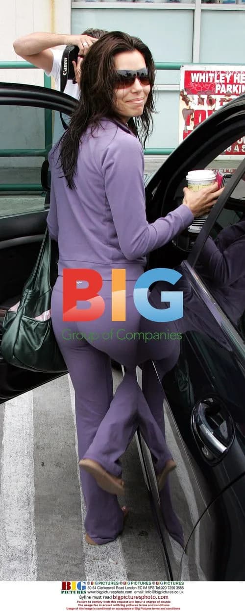 Eva Longoria Gets Coffee in Hollywood