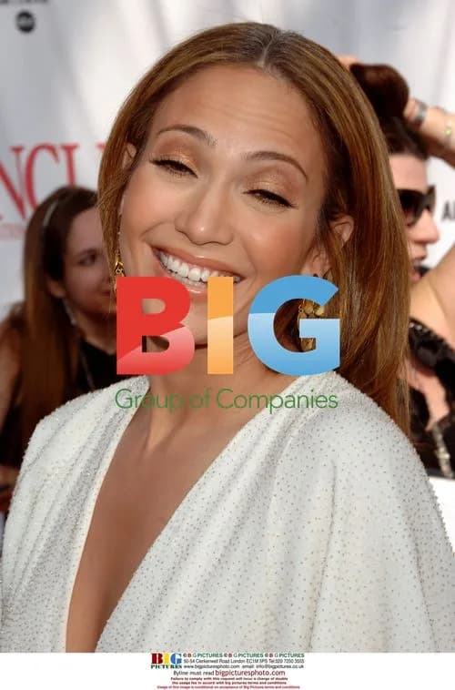Jennifer Lopez at 2006 NCLR ALMA Awards