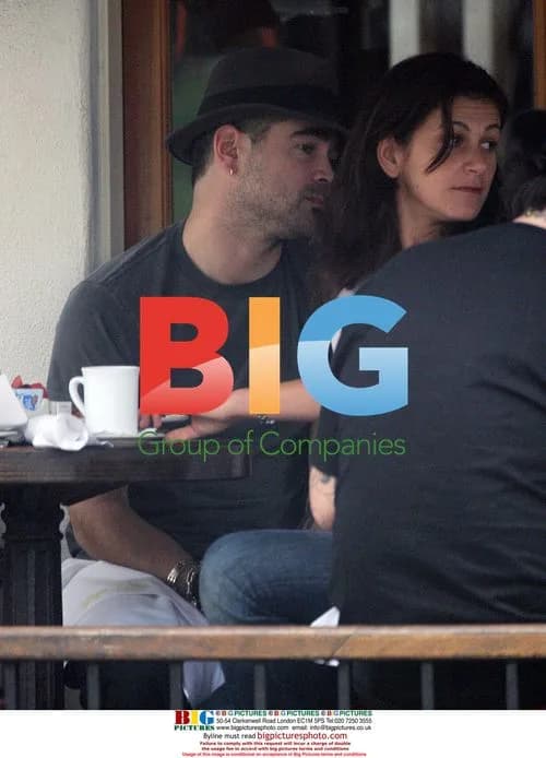 Colin Farrell lunches with mystery woman