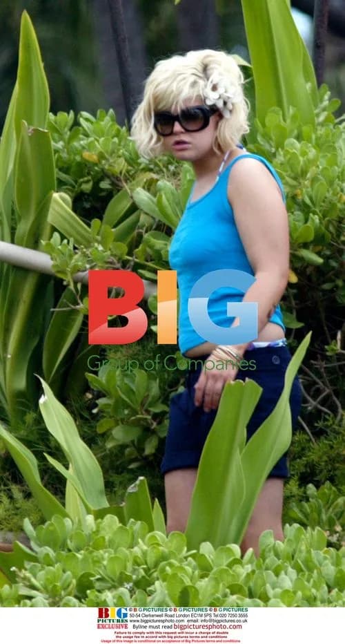 Kelly Osbourne Enjoys Beach Day in Hawaii